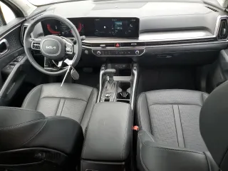 2025 Kia Sorento S z VIN 5XYRL4JC0SG342785, wystawiony jako Copart lot #56676955 z przebiegiem 5 976 mil mil oraz Szkoda całkowita • Salvage title. Historia ofert i sprzedaży dostępna na DreamBid. Obrazek 8.