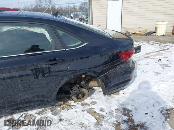 2021 Volkswagen Jetta SEL с VIN 3VWE57BU9MM003642, выставлен на аукционе IAAI как лот 41502144 с пробегом 80 584 миль миль и . История ставок и продаж доступна на DreamBid. Изображение 6.