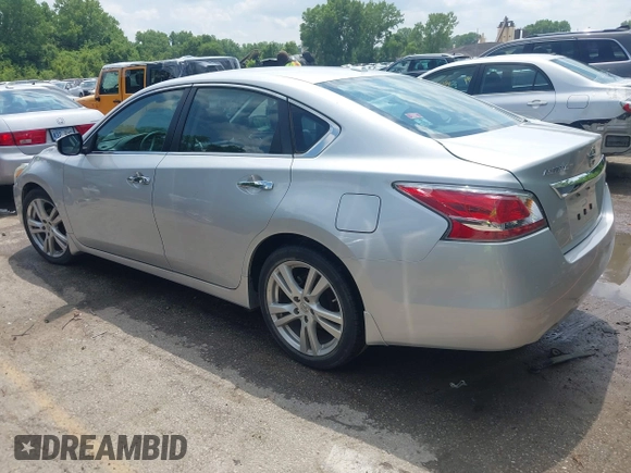 2015 Nissan Altima SL with VIN 1N4BL3AP3FC278675, listed as a IAAI auction lot 42442119 with 83,546 mi miles and . Bid and sale history available at DreamBid. Image 3.