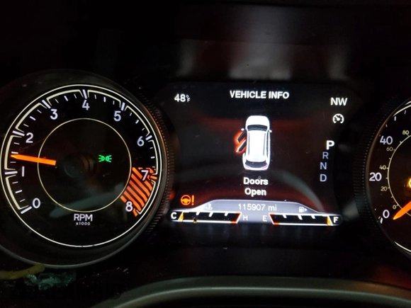2015 Jeep Cherokee Limited with VIN 1C4PJMDS2FW688667, listed as a Copart auction lot 52772045 with 115,907 mi miles and Clean Title. Bid and sale history available at carsss.com. Image 9.