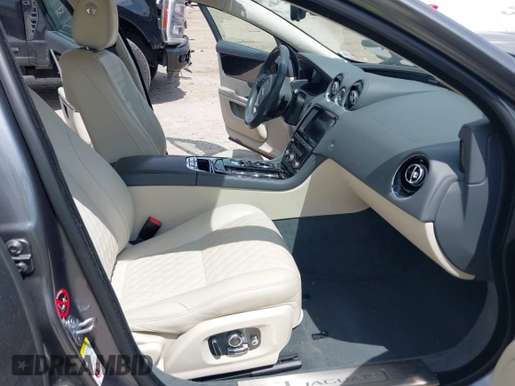 2019 Jaguar XJ Portfolio with VIN SAJWA2G75K8W19401, listed as a IAAI auction lot 42214533 with 64,909 mi miles and . Bid and sale history available at DreamBid. Image 5.