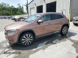 2022 Mercedes-Benz GLA 250 z VIN W1N4N4GB5NJ373403, wystawiony jako Copart lot #53939825 z przebiegiem 13 906 mil mil oraz Szkody całkowita. Historia ofert i sprzedaży dostępna na DreamBid. Obrazek 1.