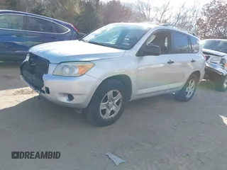 2008 Toyota RAV4 with VIN JTMBD33V485195086, listed as a IAAI auction lot 41668051 with 200,403 mi miles. Bid and sale history available at carsss.com. Image 2.