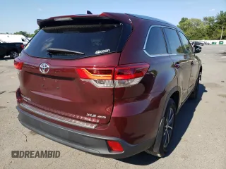 2019 Toyota Highlander SE with VIN 5TDJZRFH5KS983821, listed as a Copart auction lot 57510922 with 21,774 mi miles and Salvage title. Bid and sale history available at DreamBid. Image 4.