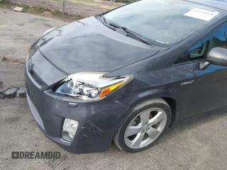 2010 Toyota Prius II with VIN JTDKN3DU4A1093058, listed as a IAAI auction lot 41579018 with 184,927 mi miles. Bid and sale history available at carsss.com. Image 6.