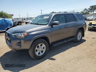 2020 Toyota 4Runner SR5 with VIN JTEBU5JR5L5830192, listed as a Copart auction lot 52983855 with 29,257 mi miles and Salvage title. Bid and sale history available at DreamBid. Image 1.