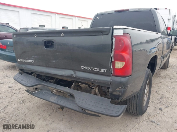 2003 Chevrolet Silverado 1500 LS with VIN 2GCEC19T131315205, listed as a IAAI auction lot 41804738 with 207,940 mi miles. Bid and sale history available at carsss.com. Image 6.