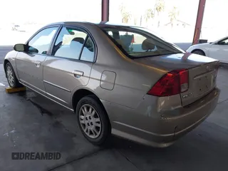 2005 Honda Civic LX with VIN 2HGES16565H530065, listed as a IAAI auction lot 41055832 with 244,239 mi miles and . Bid and sale history available at DreamBid. Image 3.