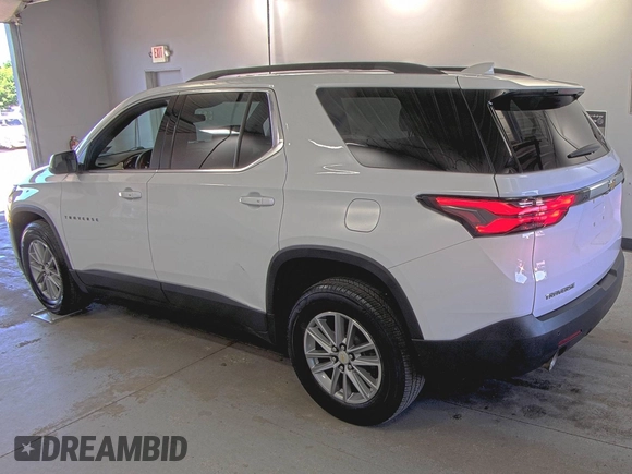 2022 Chevrolet Traverse LT Cloth z VIN 1GNERGKW0NJ133033, wystawiony jako IAAI lot #42843495 z przebiegiem 97 178 mil mil oraz . Historia ofert i sprzedaży dostępna na DreamBid. Obrazek 1.