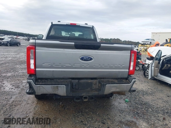 2024 Ford F-250 XL с VIN 1FT7W2BT0RED97130, выставлен на аукционе IAAI как лот 41706600 с пробегом 17 269 миль миль и . История ставок и продаж доступна на DreamBid. Изображение 16.