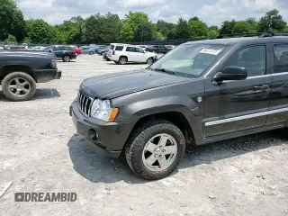 2005 Jeep Grand Cherokee Limited z VIN 1J8HR58245C680060, wystawiony jako Copart lot #59271075 z przebiegiem 263 384 mil mil oraz Czysty tytuł • Clean title. Historia ofert i sprzedaży dostępna na DreamBid. Obrazek 14.