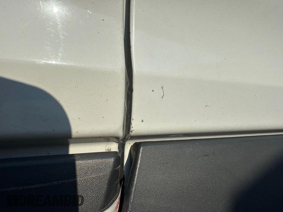 2017 Ford Transit с VIN 1FTYR1YM4HKB19272, выставлен на аукционе IAAI как лот 42740678 с пробегом 91 109 миль миль и . История ставок и продаж доступна на DreamBid. Изображение 19.