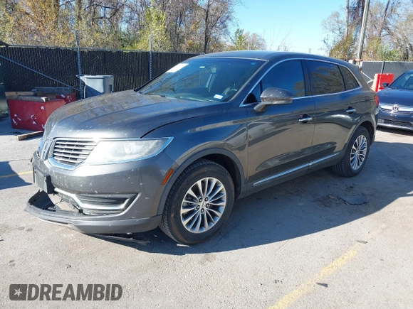 2017 Lincoln MKX Select with VIN 2LMPJ6KR7HBL16225, listed as a IAAI auction lot 40920232 with 105,124 mi miles. Bid and sale history available at carsss.com. Image 2.