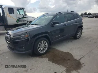 2019 Jeep Cherokee Latitude с VIN 1C4PJLCBXKD203290, выставлен на аукционе Copart как лот 60827315 с пробегом 116 581 миль миль и Списание • Salvage title. История ставок и продаж доступна на DreamBid. Изображение 1.