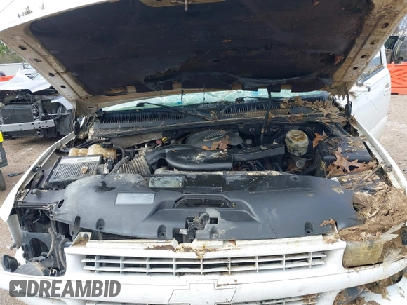 2003 Chevrolet Tahoe LT with VIN 1GNEK13Z53R121923, listed as a IAAI auction lot 41590696 with 1 mi miles. Bid and sale history available at carsss.com. Image 10.