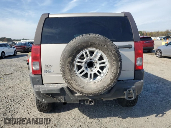 2008 Hummer H3 SUV Luxury with VIN 5GTEN13E288113149, listed as a Copart auction lot 81166824 with 195,040 mi miles and Salvage Title. Bid and sale history available at carsss.com. Image 6.