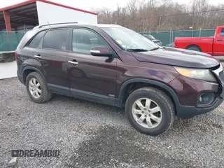 2011 Kia Sorento LX with VIN 5XYKTCA10BG112609, listed as a IAAI auction lot 41951465 with 252,104 mi miles and . Bid and sale history available at DreamBid. Image 1.