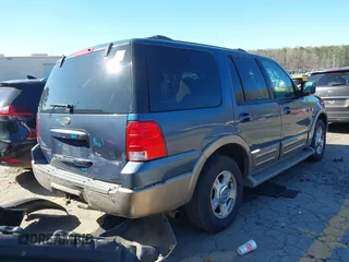 2003 Ford Expedition Eddie Bauer with VIN 1FMFU18L03LC04444, listed as a IAAI auction lot 41805302 with 217,505 mi miles. Bid and sale history available at carsss.com. Image 4.