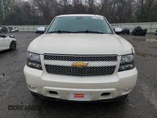 2013 Chevrolet Tahoe LTZ with VIN 1GNSCCE02DR340527, listed as a Copart auction lot 43183805 with 111,696 mi miles and Salvage title. Bid and sale history available at DreamBid. Image 5.