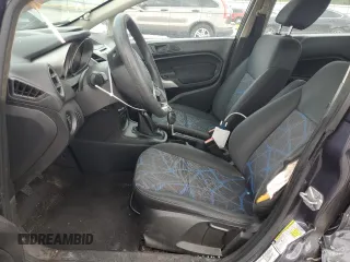 2012 Ford Fiesta SE z VIN 3FADP4BJ8CM194262, wystawiony jako Copart lot #56685845 z przebiegiem 367 579 mil mil oraz Szkoda całkowita • Salvage title. Historia ofert i sprzedaży dostępna na DreamBid. Obrazek 7.