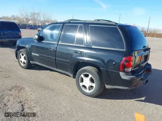 2004 Chevrolet TrailBlazer LS with VIN 1GNDT13S842254665, listed as a IAAI auction lot 40991990 with 279,045 mi miles. Bid and sale history available at carsss.com. Image 3.