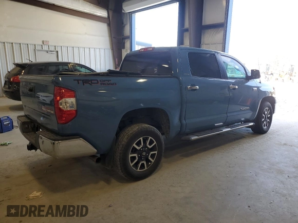 2018 Toyota Tundra 2WD SR5 with VIN 5TFFY5F13JX236733, listed as a Copart auction lot 46933945 with 108,477 mi miles and Salvage Title. Bid and sale history available at carsss.com. Image 3.
