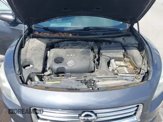 2013 Nissan Maxima SV z VIN 1N4AA5AP2DC831021, wystawiony jako IAAI lot #42255349 z przebiegiem 143 373 mil mil oraz . Historia ofert i sprzedaży dostępna na DreamBid. Obrazek 10.