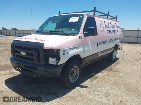 2014 Ford Econoline Cargo Commercial z VIN 1FTNE2EL2EDA81251, wystawiony jako IAAI lot #42326135 z przebiegiem 158 932 mil mil oraz . Historia ofert i sprzedaży dostępna na DreamBid. Obrazek 18.