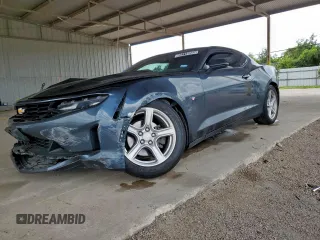 2023 Chevrolet Camaro 1LT with VIN 1G1FB1RXXP0111085, listed as a Copart auction lot 60718055 with 38,878 mi miles and Clean title. Bid and sale history available at DreamBid. Image 1.