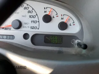 2005 Ford Explorer Sport Trac XLS z VIN 1FMZU67K45UB36052, wystawiony jako Copart lot #62982835 z przebiegiem 166 802 mil mil oraz Szkoda całkowita • Salvage title. Historia ofert i sprzedaży dostępna na DreamBid. Obrazek 9.