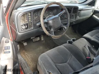 2000 Chevrolet Silverado 1500 LT with VIN 1GCEK19T1YE193809, listed as a Copart auction lot 46285055 with 376,654 mi miles and Salvage Title. Bid and sale history available at carsss.com. Image 8.