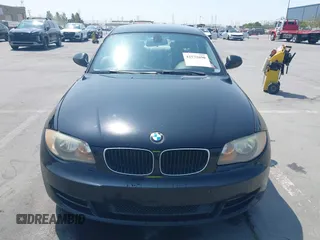 2011 BMW 1 Series 128i with VIN WBAUP9C51BVL90277, listed as a IAAI auction lot 42572690 with 153,427 mi miles and . Bid and sale history available at DreamBid. Image 12.