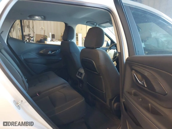 2024 GMC Terrain SLE with VIN 3GKALTEG4RL219079, listed as a IAAI auction lot 41208052 with 9,189 mi miles. Bid and sale history available at carsss.com. Image 8.
