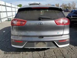 2018 Kia Niro Touring with VIN KNDCE3LC5J5132391, listed as a Copart auction lot 86009974 with 175,641 mi miles and Clean Title. Bid and sale history available at carsss.com. Image 6.