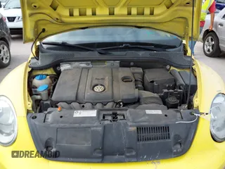 2013 Volkswagen Beetle 2.5L w/Sun/Sound/Nav with VIN 3VWJX7AT2DM680808, listed as a IAAI auction lot 42141906 with 113,399 mi miles and . Bid and sale history available at DreamBid. Image 10.