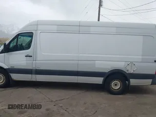 2011 Mercedes-Benz Sprinter Cargo with VIN WD3PE8CB4B5565573, listed as a IAAI auction lot 41821984 with 306,841 mi miles. Bid and sale history available at carsss.com. Image 14.