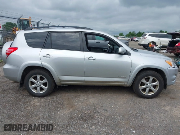 2010 Toyota RAV4 Limited z VIN 2T3DK4DV1AW029240, wystawiony jako IAAI lot #42650723 z przebiegiem 228 116 mil mil oraz . Historia ofert i sprzedaży dostępna na DreamBid. Obrazek 13.