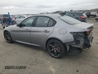 2021 Alfa Romeo Giulia Ti z VIN ZARFANBN5M7643959, wystawiony jako Copart lot #48424255 z przebiegiem 62 075 mil mil oraz Szkoda całkowita • Salvage title. Historia ofert i sprzedaży dostępna na DreamBid. Obrazek 2.