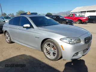 2016 BMW 5 Series 528i z VIN WBA5A5C51GD529769, wystawiony jako IAAI lot #41870800 z przebiegiem 76 288 mil mil oraz . Historia ofert i sprzedaży dostępna na DreamBid. Obrazek 1.