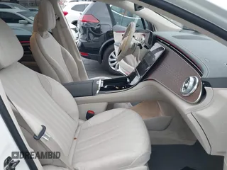 2023 Mercedes-Benz EQS 450+ z VIN 4JGDM2DB2PA024555, wystawiony jako IAAI lot #41522294 z przebiegiem 11 093 mil mil oraz . Historia ofert i sprzedaży dostępna na DreamBid. Obrazek 5.