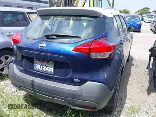 2019 Nissan Kicks S with VIN 3N1CP5CU5KL517856, listed as a IAAI auction lot 41976015 with 30,908 mi miles and . Bid and sale history available at carsss.com. Image 17.