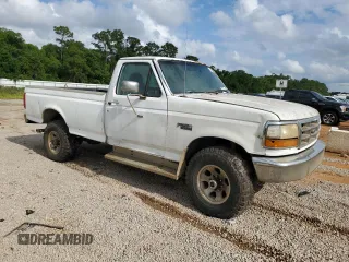 1997 Ford F-250 z VIN 3FTHF26H5VMA18931, wystawiony jako Copart lot #57015965 z przebiegiem 244 027 mil mil oraz Czysty tytuł • Clean title. Historia ofert i sprzedaży dostępna na DreamBid. Obrazek 4.