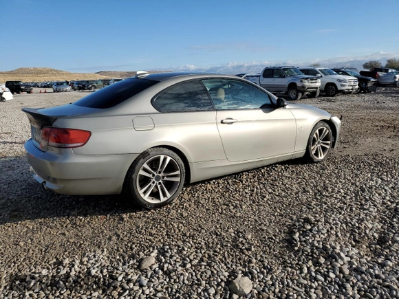 2009 BMW 3 Series 335i xDrive with VIN WBAWC73579E269756, listed as a Copart auction lot 78065834 with 135,057 mi miles and Salvage Title. Bid and sale history available at DreamBid. Image 3.