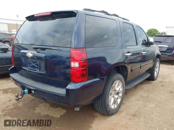 2008 Chevrolet Tahoe LTZ with VIN 1GNFC13J48R168234, listed as a IAAI auction lot 42279895 with 170,161 mi miles and . Bid and sale history available at DreamBid. Image 4.