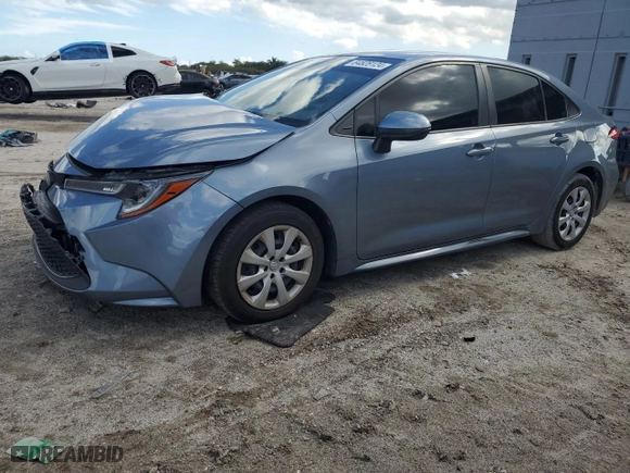 2022 Toyota Corolla LE with VIN JTDEPMAE0NJ215009, listed as a Copart auction lot 84828124 with 44,774 mi miles and Non Repairable. Bid and sale history available at carsss.com. Image 1.