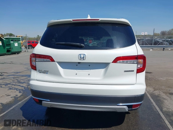 2019 Honda Pilot Touring 8-Passenger z VIN 5FNYF5H93KB021978, wystawiony jako IAAI lot #41915333 z przebiegiem 82 676 mil mil oraz . Historia ofert i sprzedaży dostępna na DreamBid. Obrazek 16.