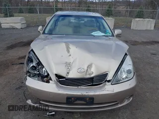 2005 Lexus ES 330 with VIN JTHBA30G255073920, listed as a IAAI auction lot 41886960 with 118,848 mi miles. Bid and sale history available at carsss.com. Image 12.