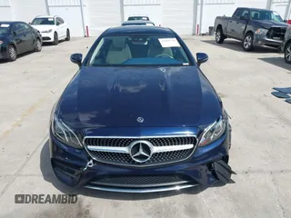 2018 Mercedes-Benz E-Class E 400 with VIN WDD1J6FB4JF054970, listed as a IAAI auction lot 41909770 with 69,700 mi miles. Bid and sale history available at carsss.com. Image 12.