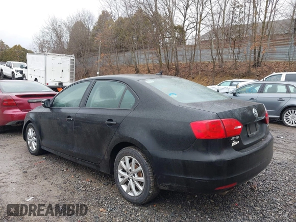 2011 Volkswagen Jetta SE с VIN 3VWBZ7AJ9BM395274, выставлен на аукционе IAAI как лот 41672902 с пробегом 79 218 миль миль и . История ставок и продаж доступна на DreamBid. Изображение 3.