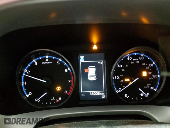 2017 Toyota RAV4 LE z VIN JTMBFREV7HJ123820, wystawiony jako Copart lot #56387685 z przebiegiem 35 008 mil mil oraz Szkoda całkowita • Salvage title. Historia ofert i sprzedaży dostępna na DreamBid. Obrazek 9.